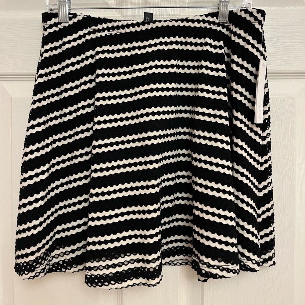 AQUA women’s patterned skirt